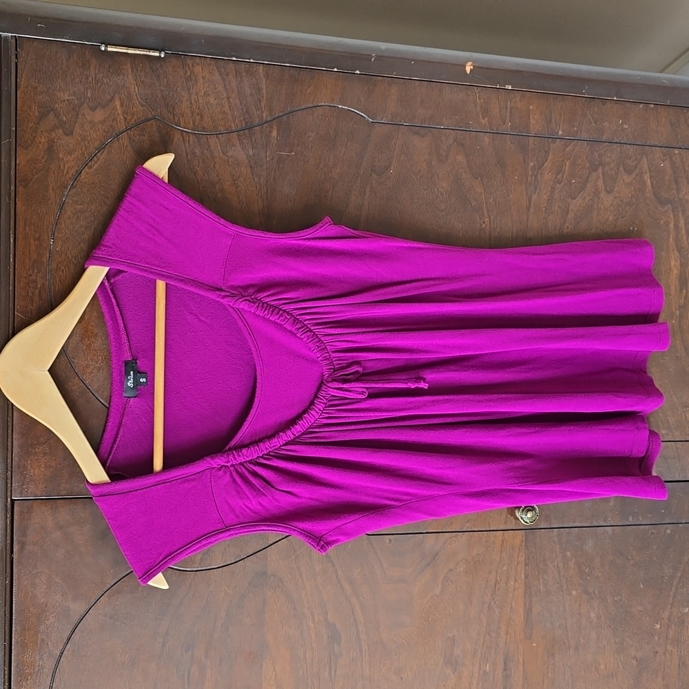 Storm, Magenta Purple Women's Sleeveless Top With front Tie Accent, Size Small